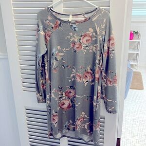 PinkBlush Maternity Dress- barely worn!